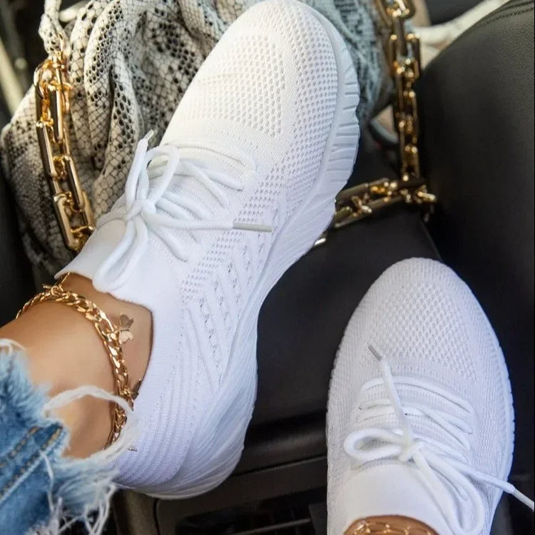 Lightweight Mesh Sneakers for Women Breathable Comfort with Everyday Versatility