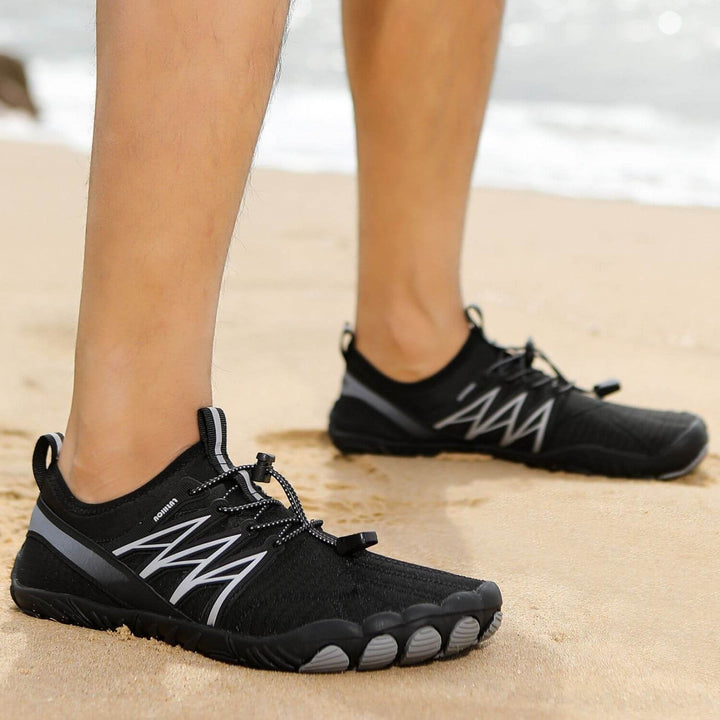 Unisex Summer Mesh Outdoor Shoes with Athletic Design