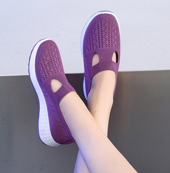 Women’s Casual Mesh Sneakers with Vamp Cutout and Textured Sole
