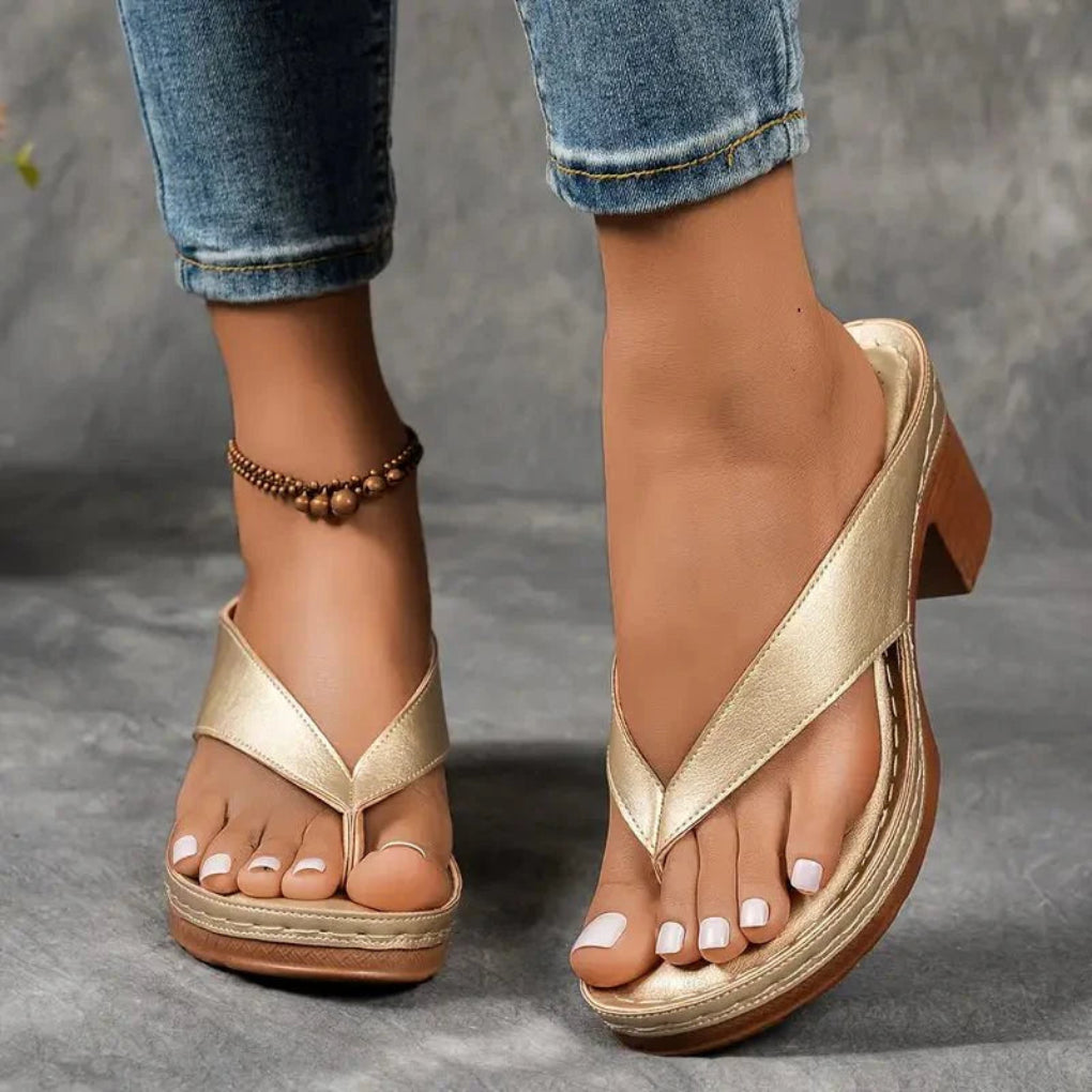 https://cdn.shopify.com/s/files/1/0620/0587/0655/files/womens-orthopedic-heel-sandals-black-6550086.webp?v=1755114087